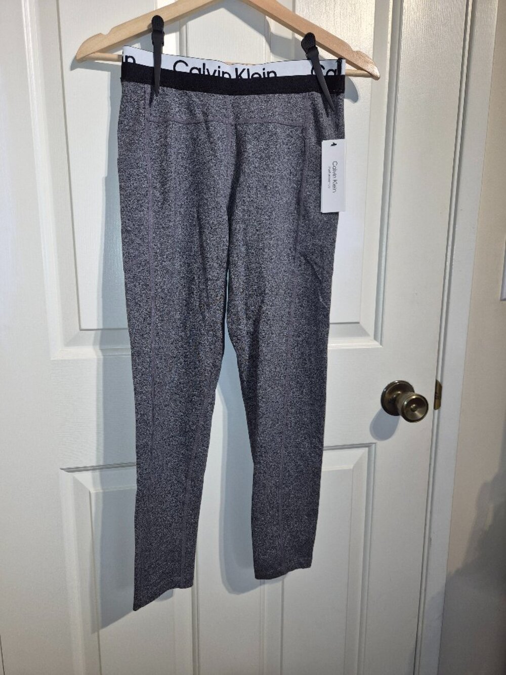 Calvin Klein Crop Leggings